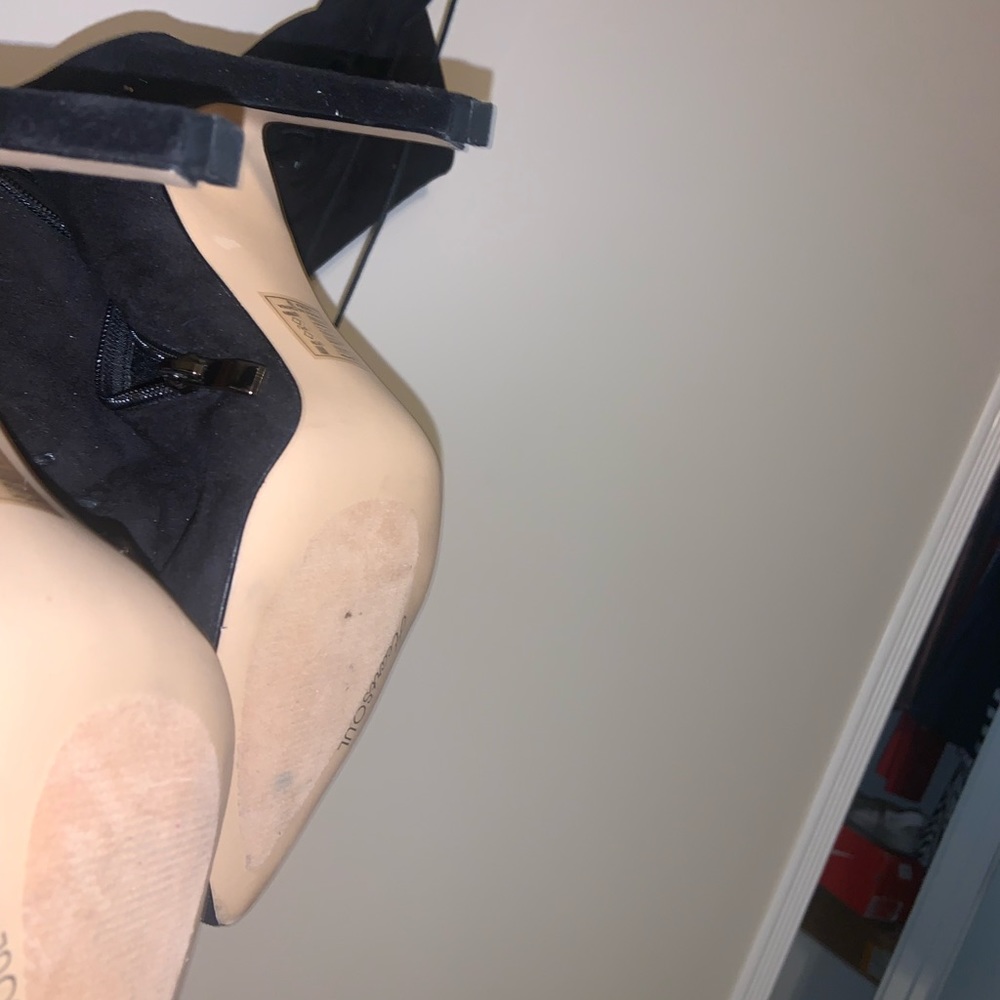 Never Worn!! - image 2